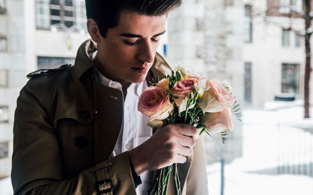 Should You Buy Flowers for a First Date?